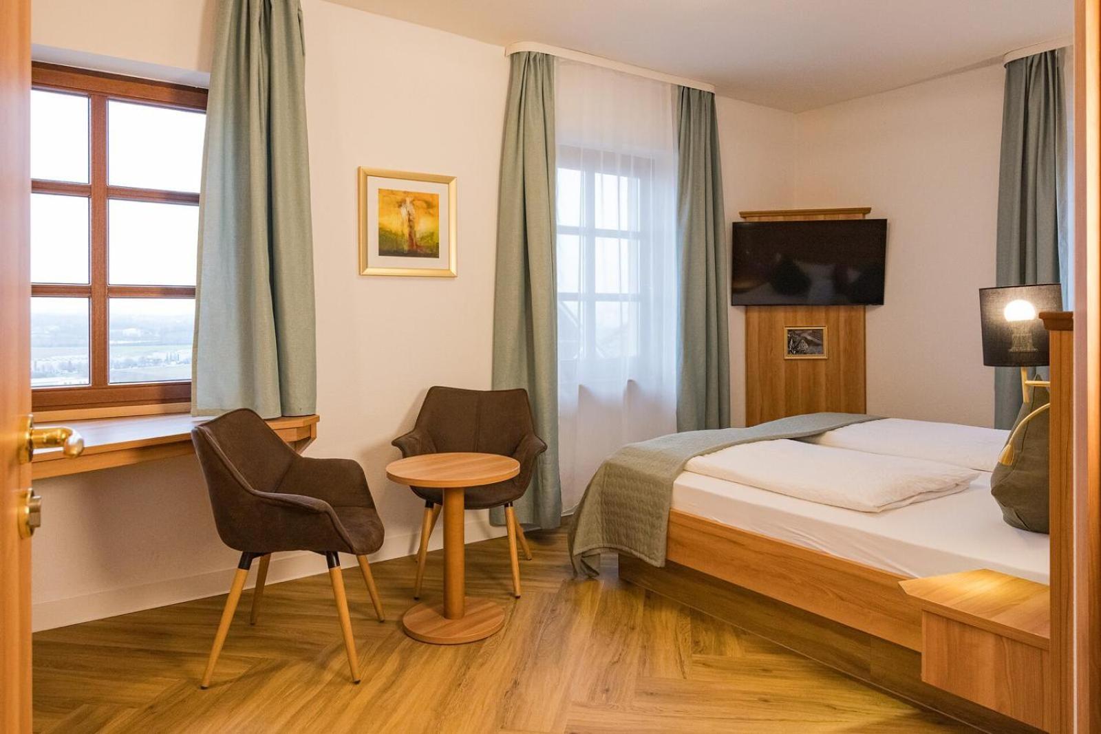 Neckarblick Self Service Hotel บัดวิมพ์เฟิน ภายนอก รูปภาพ